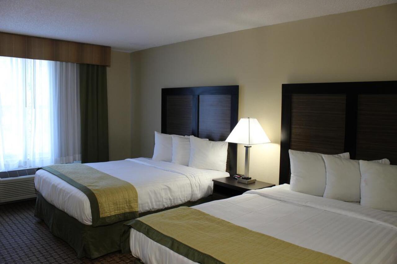 Baymont By Wyndham Fort Myers Airport Extérieur photo