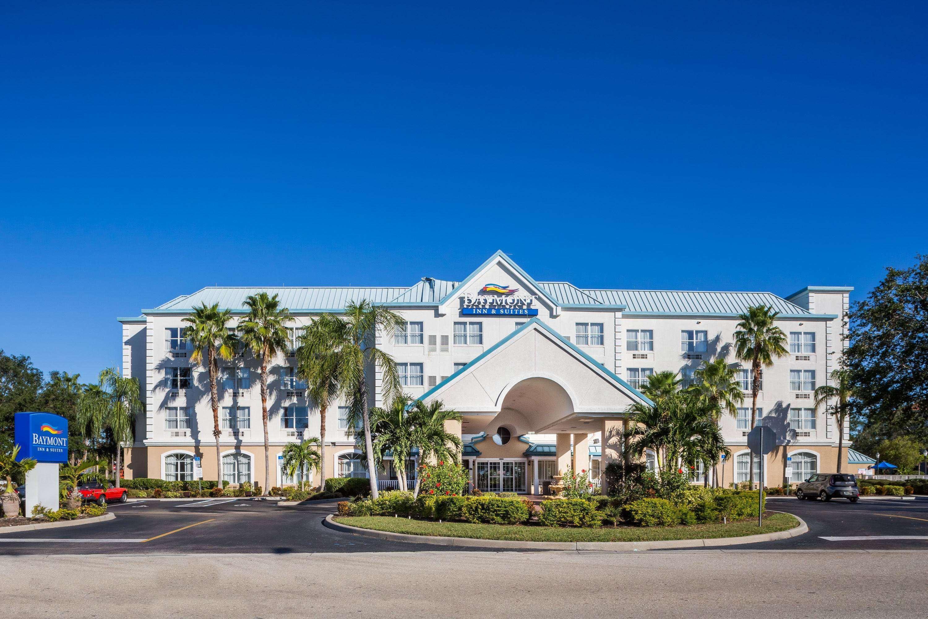 Baymont By Wyndham Fort Myers Airport Extérieur photo