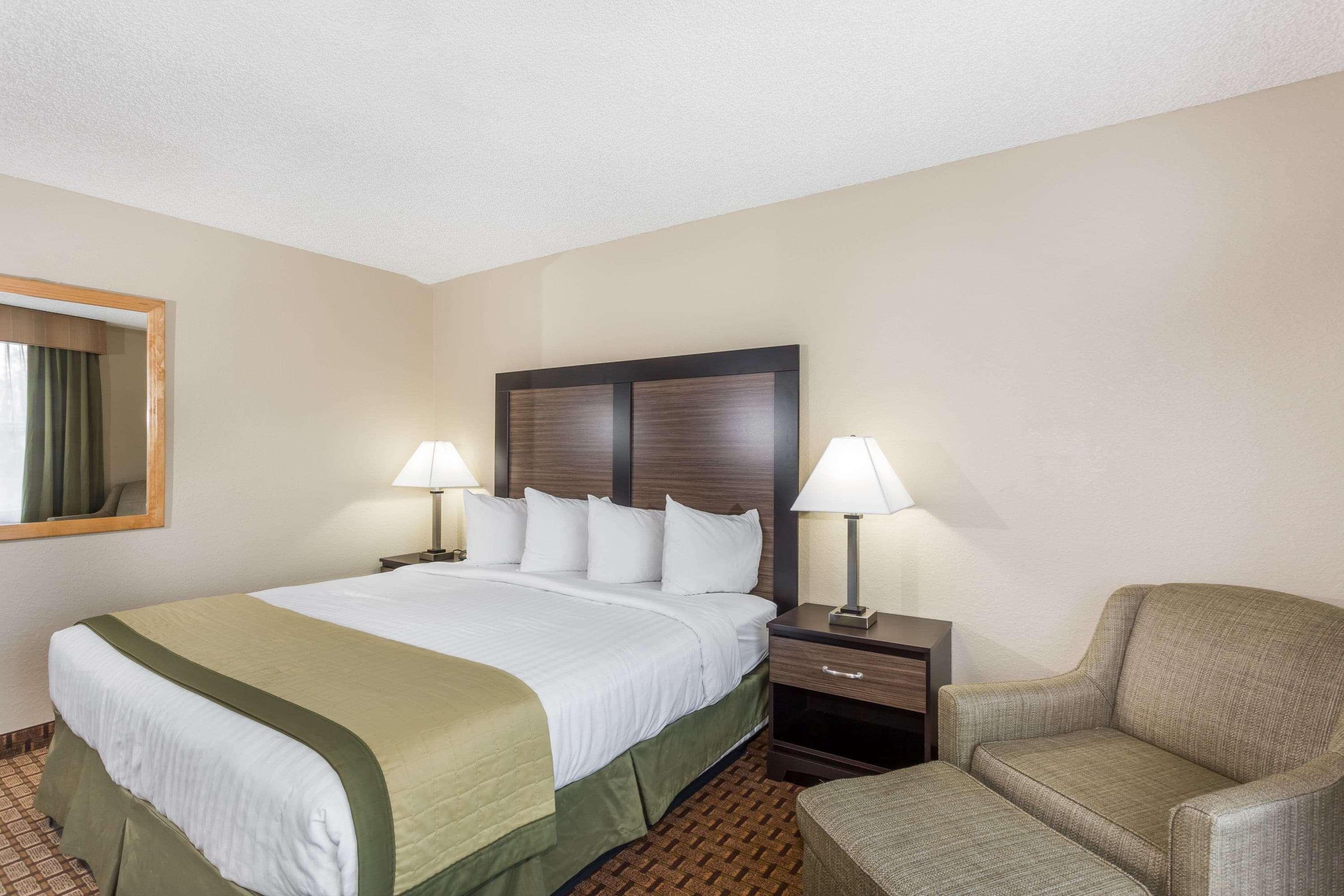 Baymont By Wyndham Fort Myers Airport Extérieur photo
