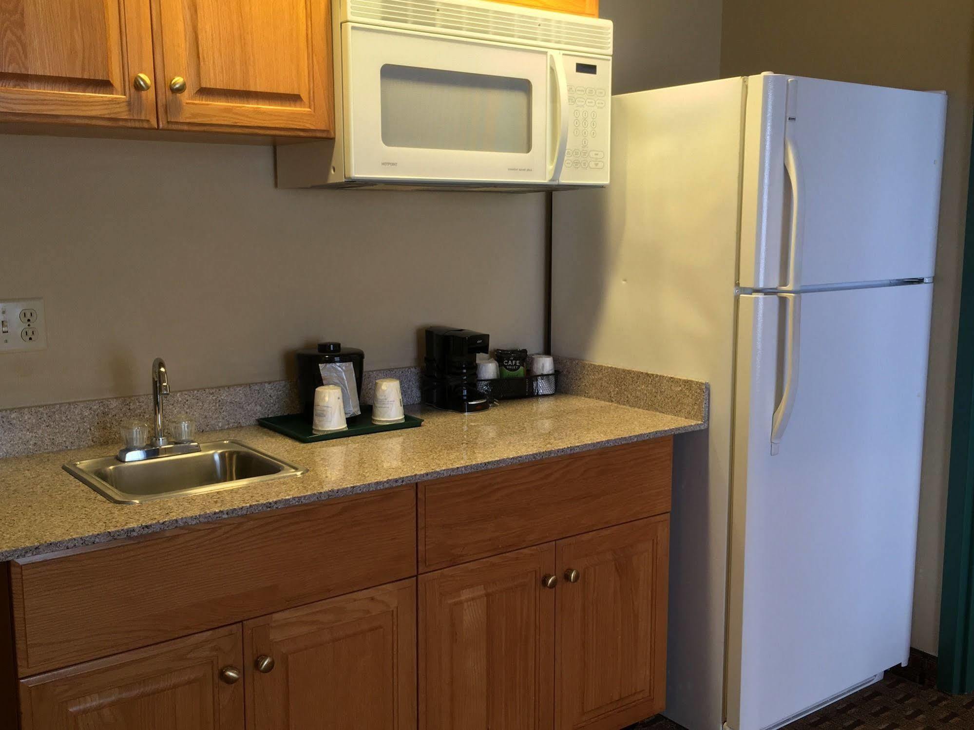 Baymont By Wyndham Fort Myers Airport Extérieur photo